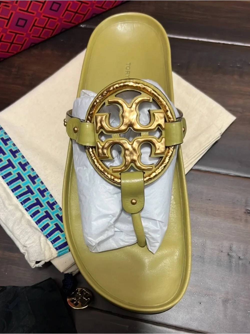 TORY BURCH Miller Cloud Vintage Plaque In Pistachio Pudding Size 9.5